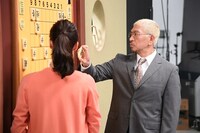 新CM「将棋の対局」の撮影中の様子。