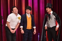 （左から）インディアンス、バイきんぐ小峠。(c)TBS