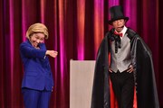 (左から)石井てる美、バイきんぐ小峠。(c)TBS