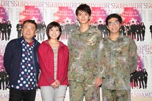 左から鴻上尚史、南沢奈央、山本涼介、片桐仁。
