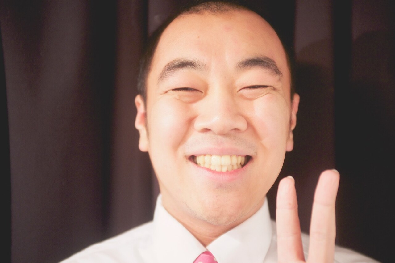 「熱いおしぼりを渡されて熱がらなかったら100万円」きしたかの高野が挑戦