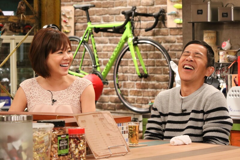 「おかべろ」に出演する(左から)高橋真麻、ナインティナイン岡村。(c)関西テレビ