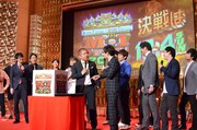 「M-1グランプリ2016」決勝進出者発表会見の様子。