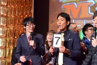 決勝のネタ順で7番を選んだスーパーマラドーナ。