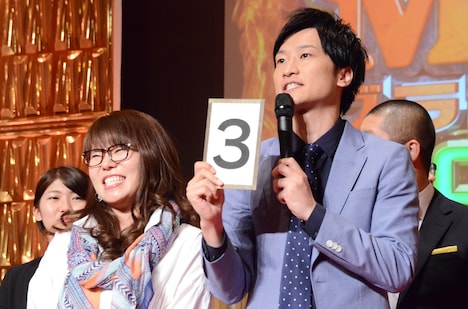 決勝のネタ順で3番となった相席スタート。