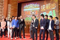 会見のワンシーン。