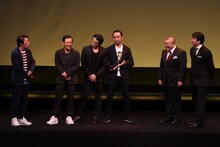 極楽とんぼライブのワンシーン。