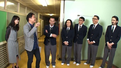 「ドラマチックハートブレイク王」に挑戦する芸人たち。