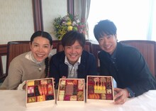 左から林マヤ、テンダラー。(c)読売テレビ