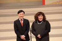 春日三球・照代の漫才に挑戦するいち・もく・さん。