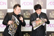 ブラックマヨネーズによるトークショーの様子。