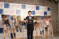 大塚国際美術館の広報部長に就任したピース綾部。