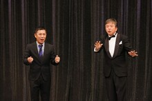 ナインティナイン岡村（左）と村上ショージ（右）。