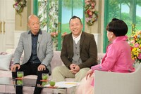 （左から）バイきんぐと黒柳徹子。(c)テレビ朝日