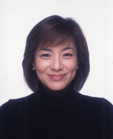 「百聞・THE・ワールド（仮）」MCの八木亜希子。