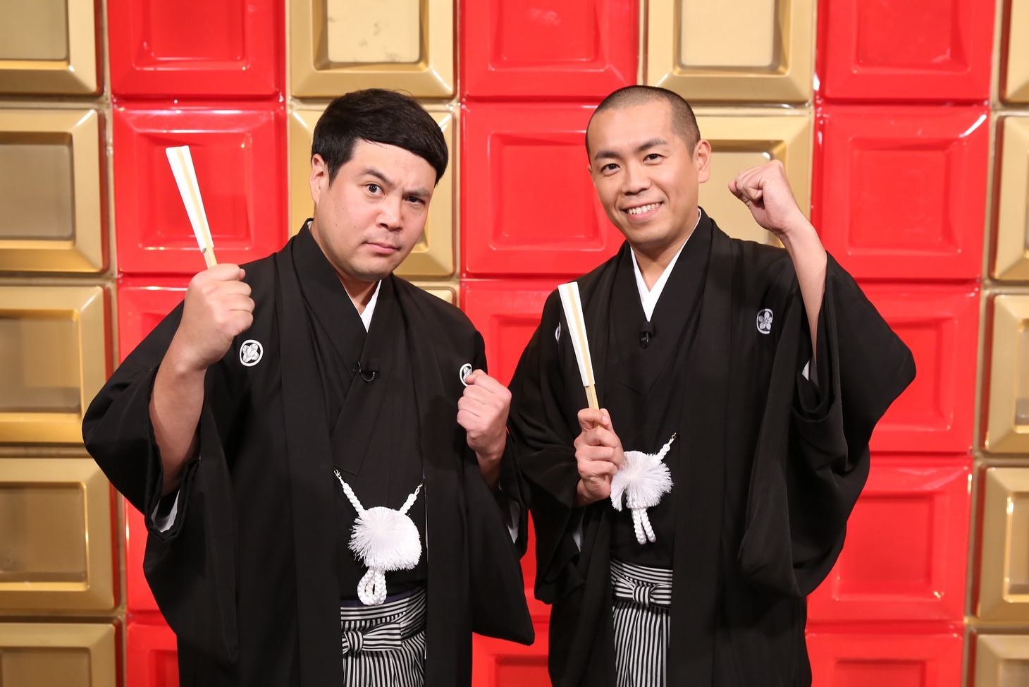 「日本で一番早いお笑いバトル！フットンダ王決定戦2017」MCのタカアンドトシ。(c)中京テレビ
