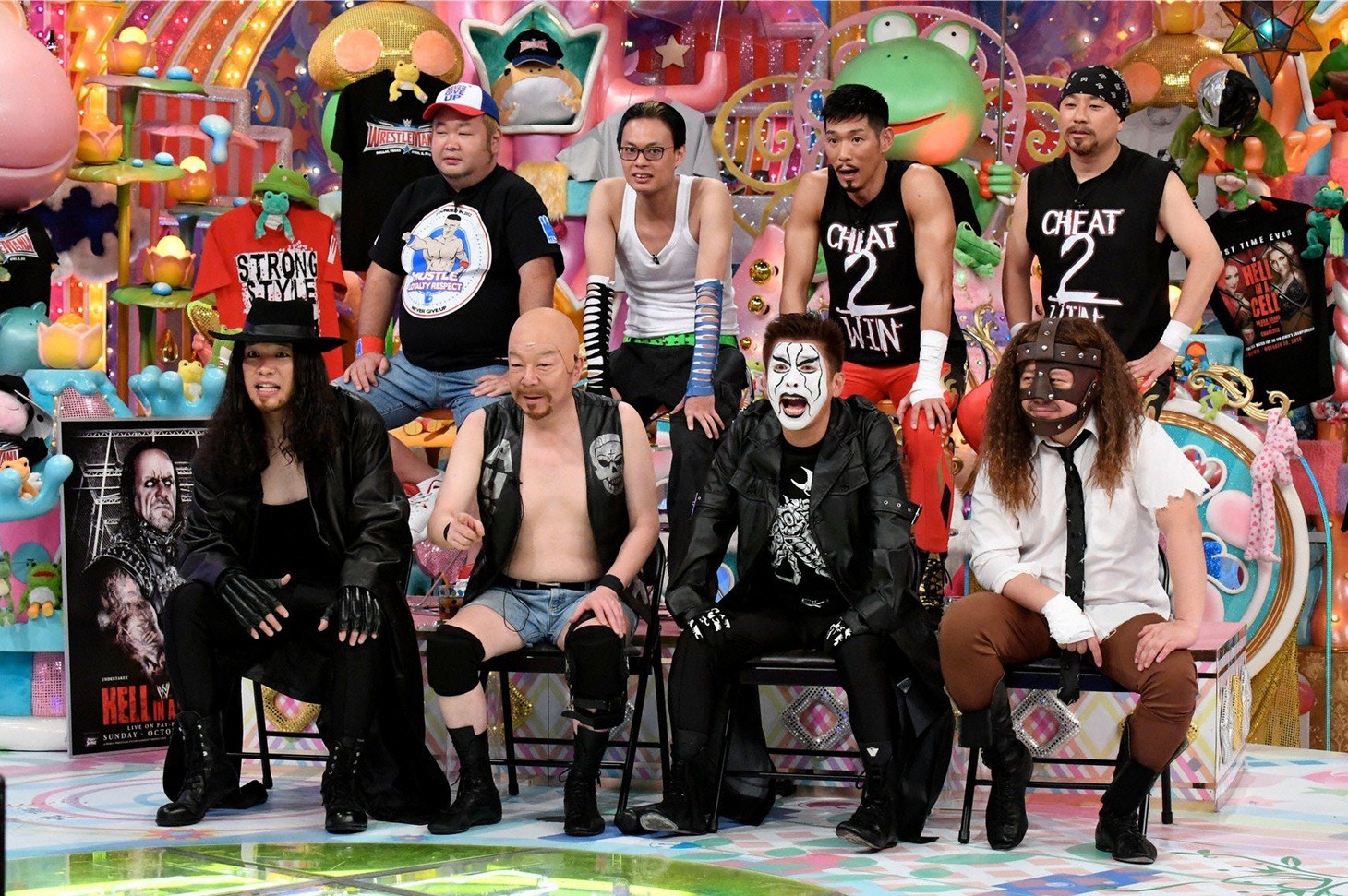 「アメトーーク！」に出演する「WWE芸人」たち。(c)テレビ朝日