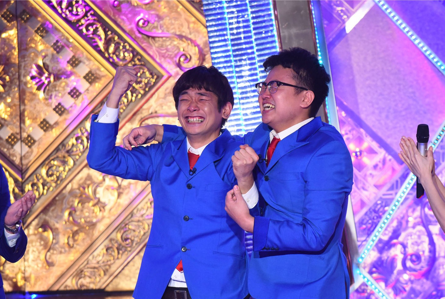 「M-1グランプリ2016」で優勝した銀シャリ。(c)ABC