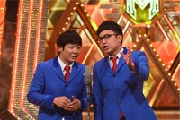 1本目のネタを披露する銀シャリ。(c)ABC