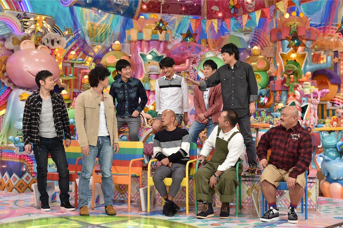 「アメトーーク！」で展開される「もっとやれるはずだったのに…2016反省会」のワンシーン。(c)テレビ朝日