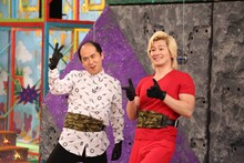 （左から）トレンディエンジェル斎藤、メイプル超合金カズレーザー。(c)フジテレビ