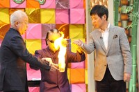 「爆笑！お台場コサキン亭」のワンシーン。(c)BSフジ