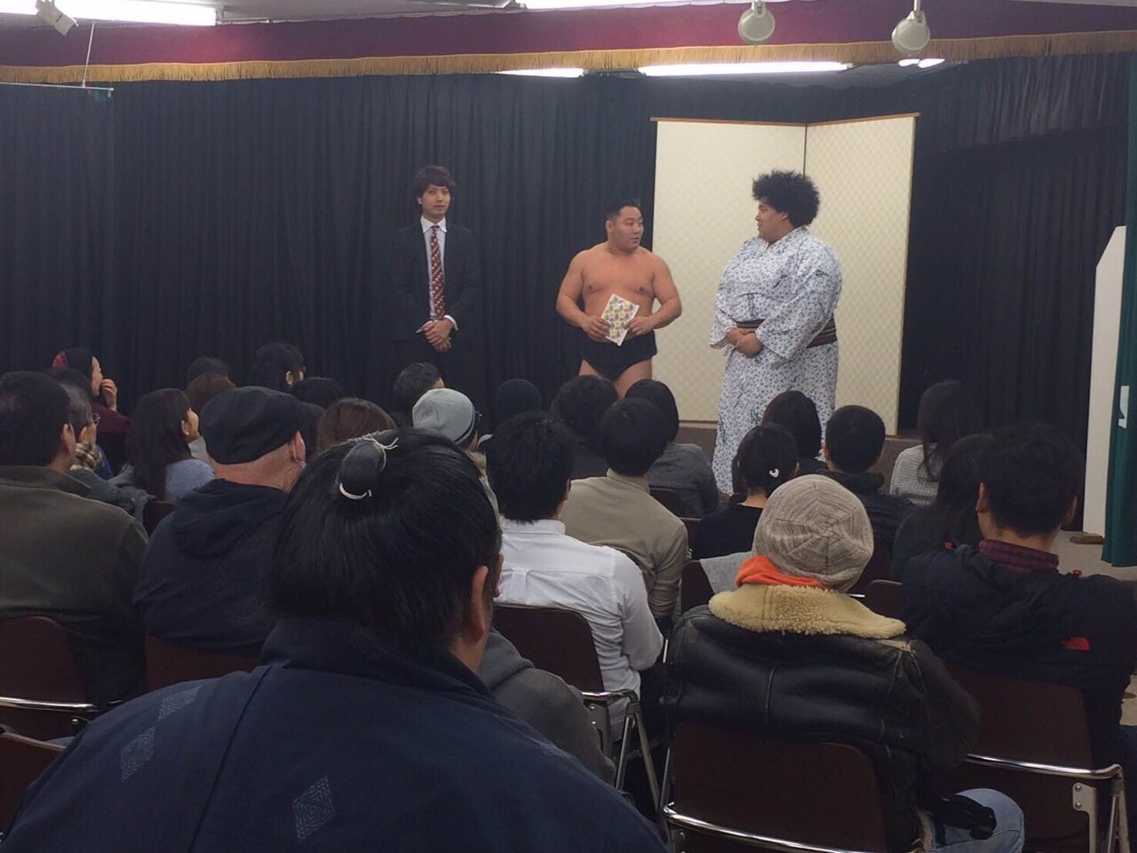 あかつ、マービンJr、キンボシらの相撲ライブが新宿角座で初開催