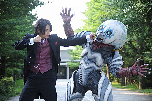 「劇場版 ウルトラマンオーブ 絆の力、おかりします！」のワンシーン。