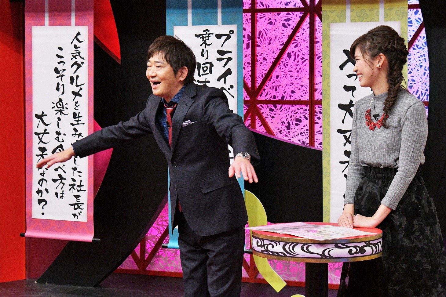 「メッセンジャーの○○は大丈夫なのか？」のワンシーン。(c)MBS