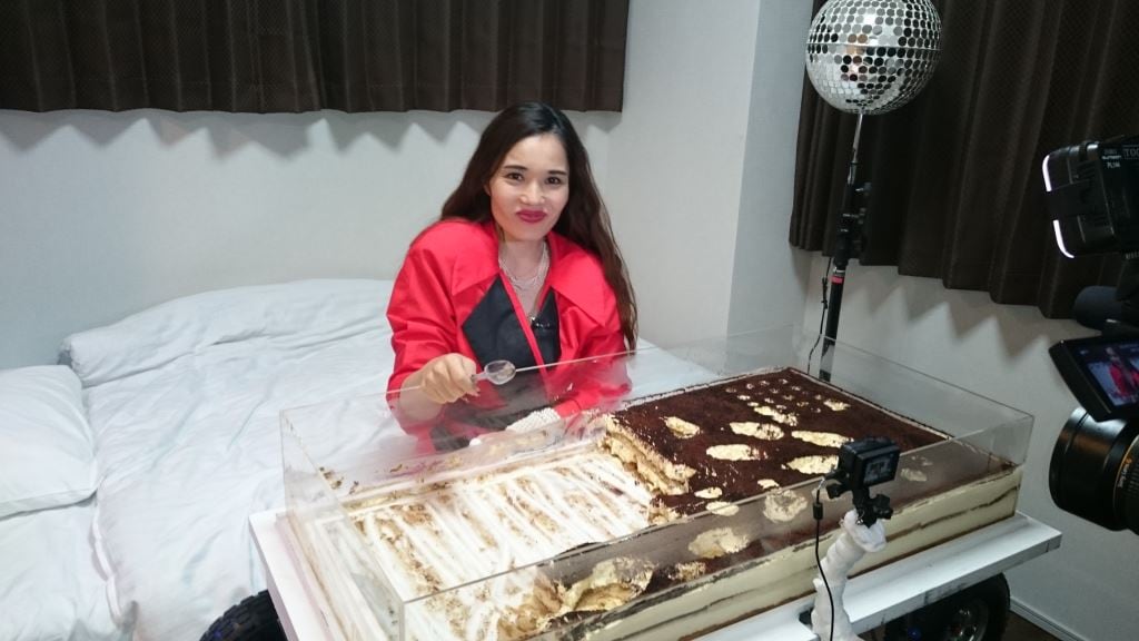 平野ノラが1週間ティラミスだけの生活に涙、ココリコMC「超過酷伝説」