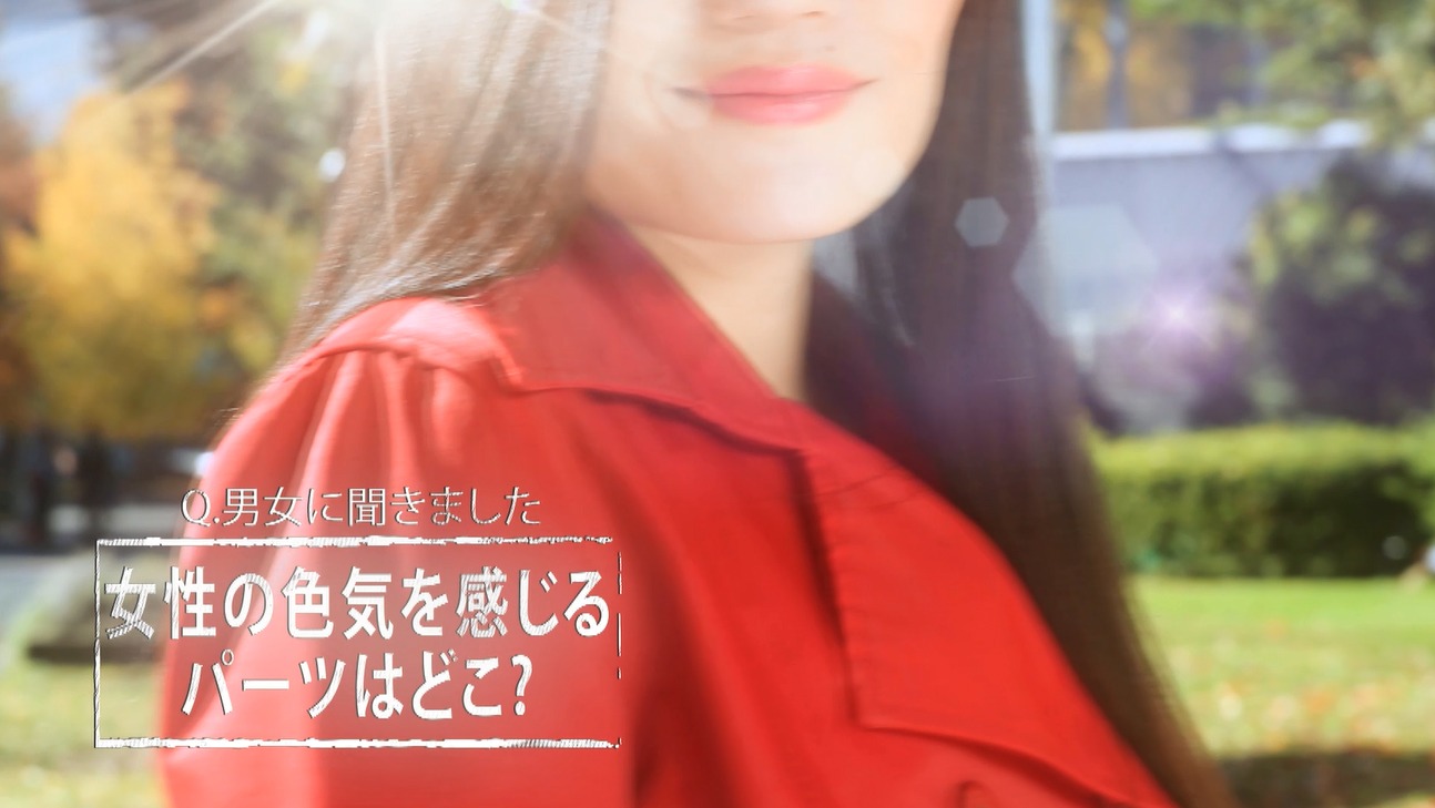 Webムービー「振り向きたくなる彼女 Hirano Nora meets TSUBAKI」のワンシーン。