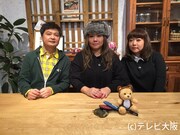 左から月亭方正、海原やすよ ともこ。