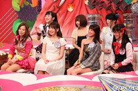 番組の出演者たち。