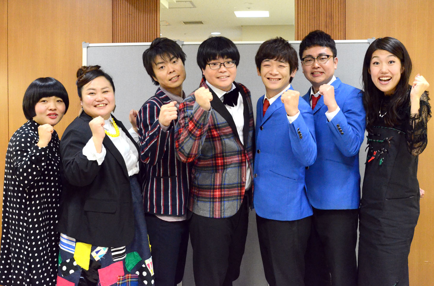 左からおかずクラブ、ライス、銀シャリ、横澤夏子。