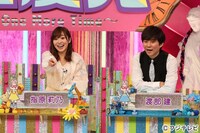 （左から）指原莉乃、アンジャッシュ渡部。