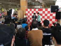 「目指せ!!アウトレット芸人3」収録の様子。(c)チバテレ