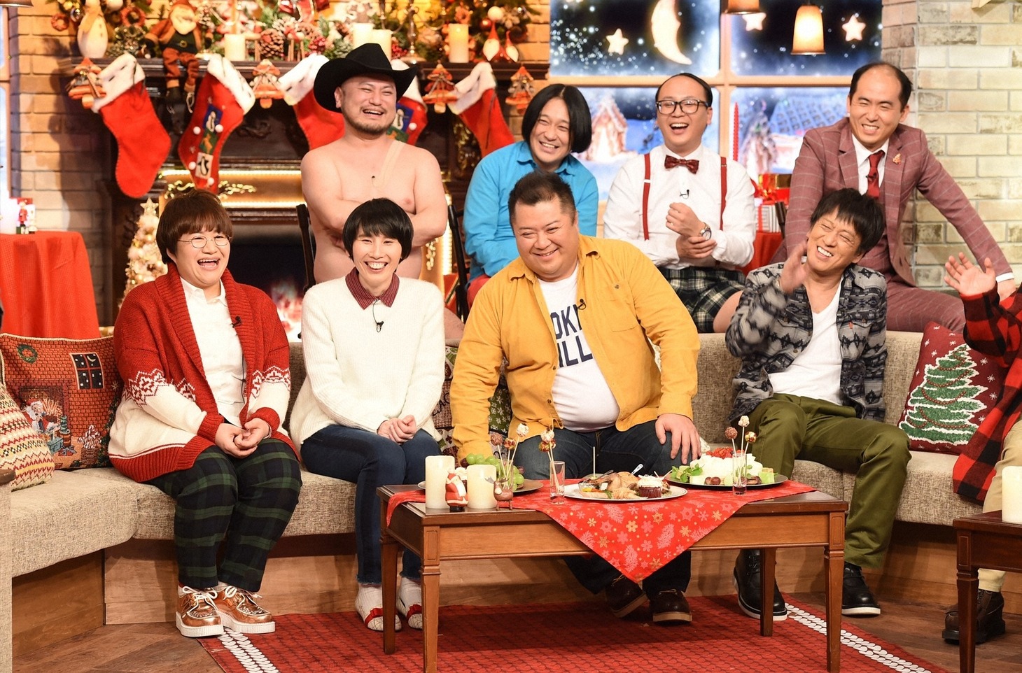 「三代目J Soul クリスマス」に出演する芸人たち。(c)TBS