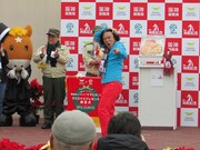 「有馬記念」PRイベントの様子。