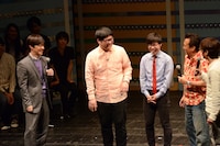 前年チャンピオンのインデペンデンスデイと、MC陣。