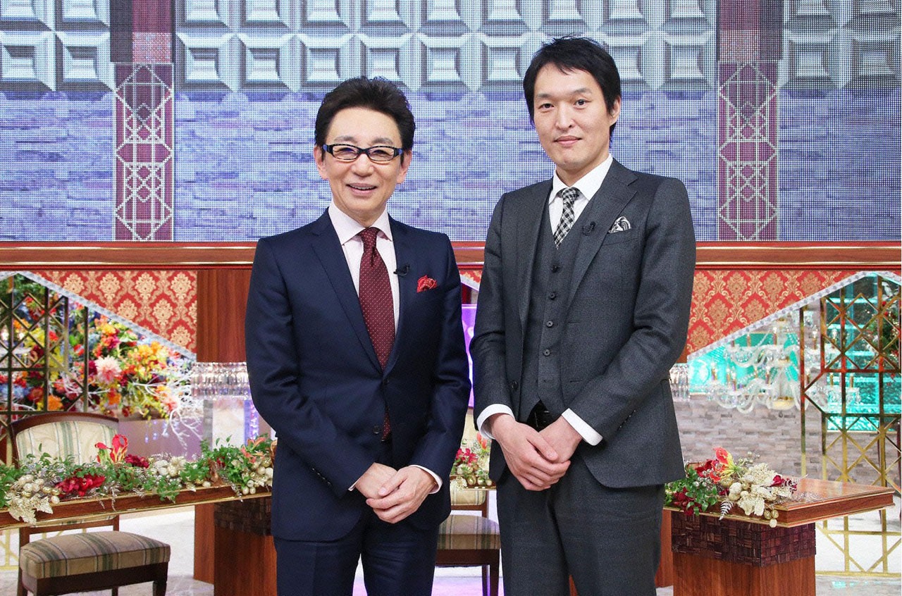 「華麗なる雑談」MCの（左から）古舘伊知郎、千原ジュニア。(c)テレビ東京