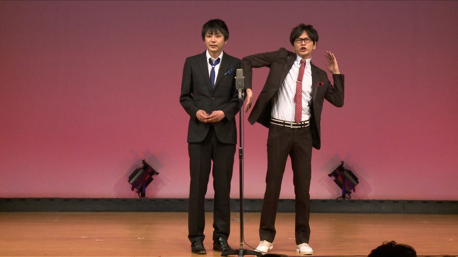 DVD「磁石傑作選ライブ『BEST ALBUM』」のワンシーン。