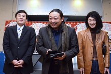 新番組「ロバートの秋山竜次音楽事務所」の記者会見に出席したロバート。