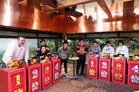 「天国!? 地獄!? 雨上がり食楽部 京都グルメクイズツアー」のワンシーン。(c)関西テレビ