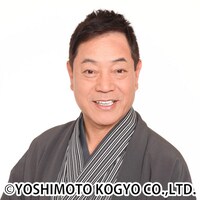 司会の月亭八方。