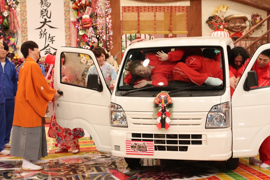 「新春鶴瓶大新年会2017」のワンシーン。(c)フジテレビ