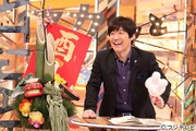 「痛快TVスカッとジャパン」司会の内村光良。