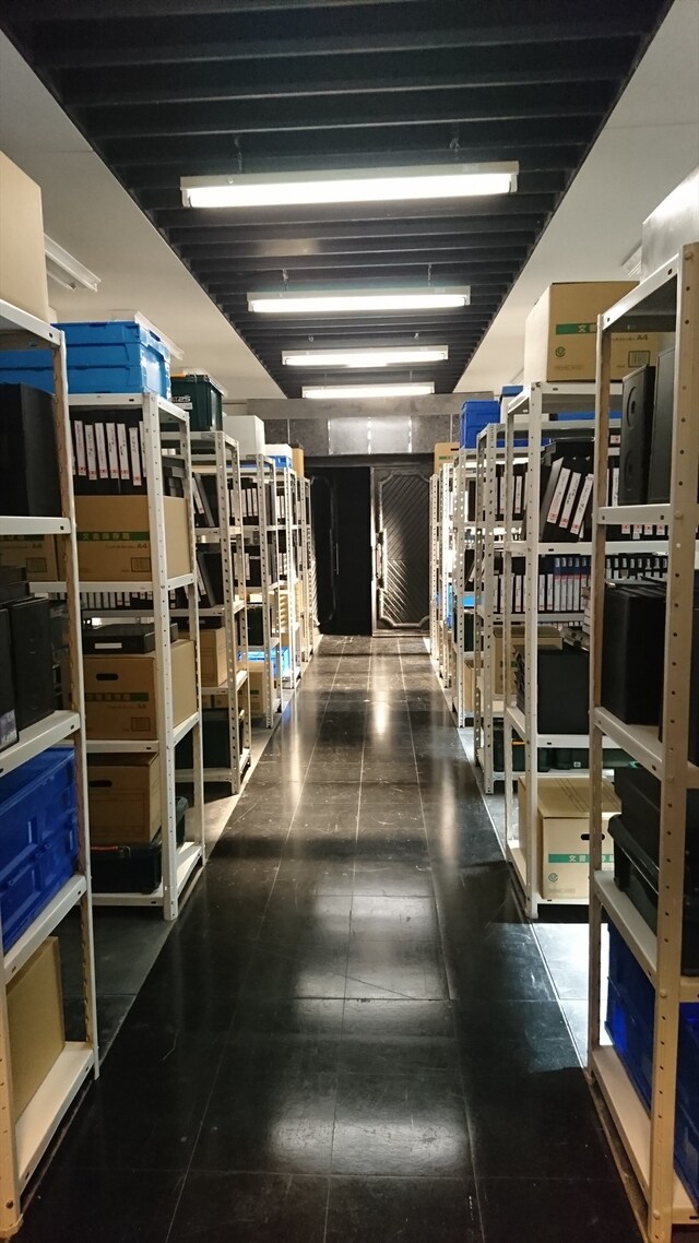 「放送禁止～ワケあり人情食堂～」オープニングの収録が行われたセット。(c)フジテレビ