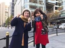 左から久本雅美、ハイヒール・モモコ。(c)読売テレビ