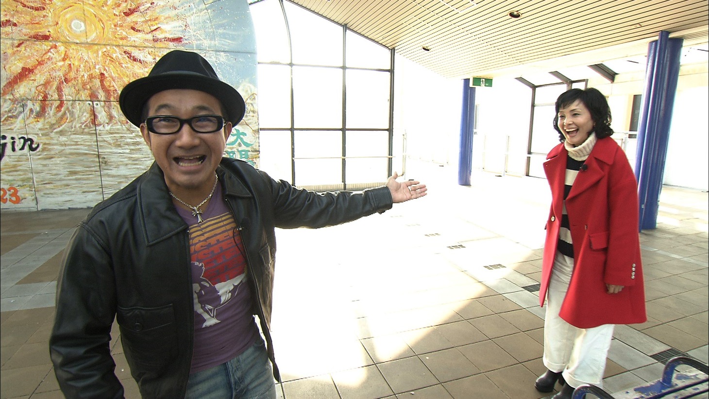 （左から）矢野勝也、南果歩。(c)ABC