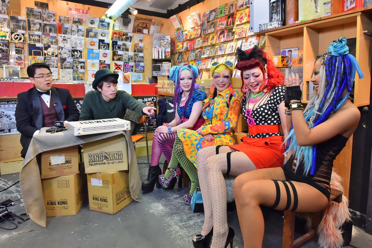 「ロンブー淳の居座り。」のワンシーン。(c)MBS